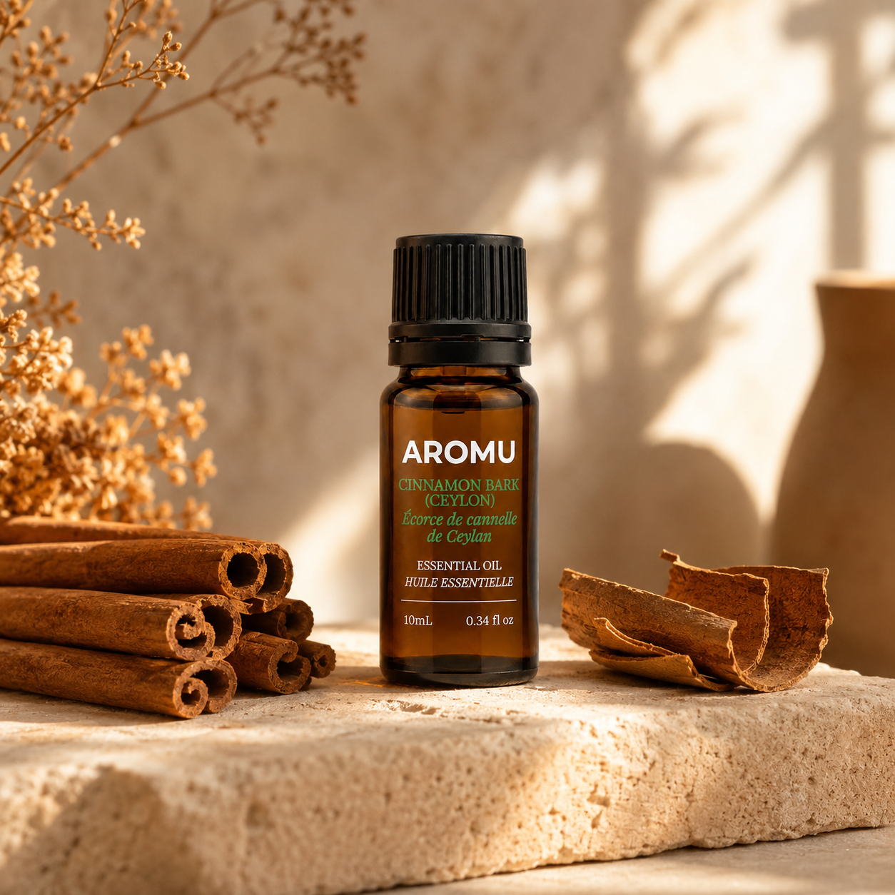 AROMU Cinnamon Bark Ceylon Essential Oil with cinnamon quills