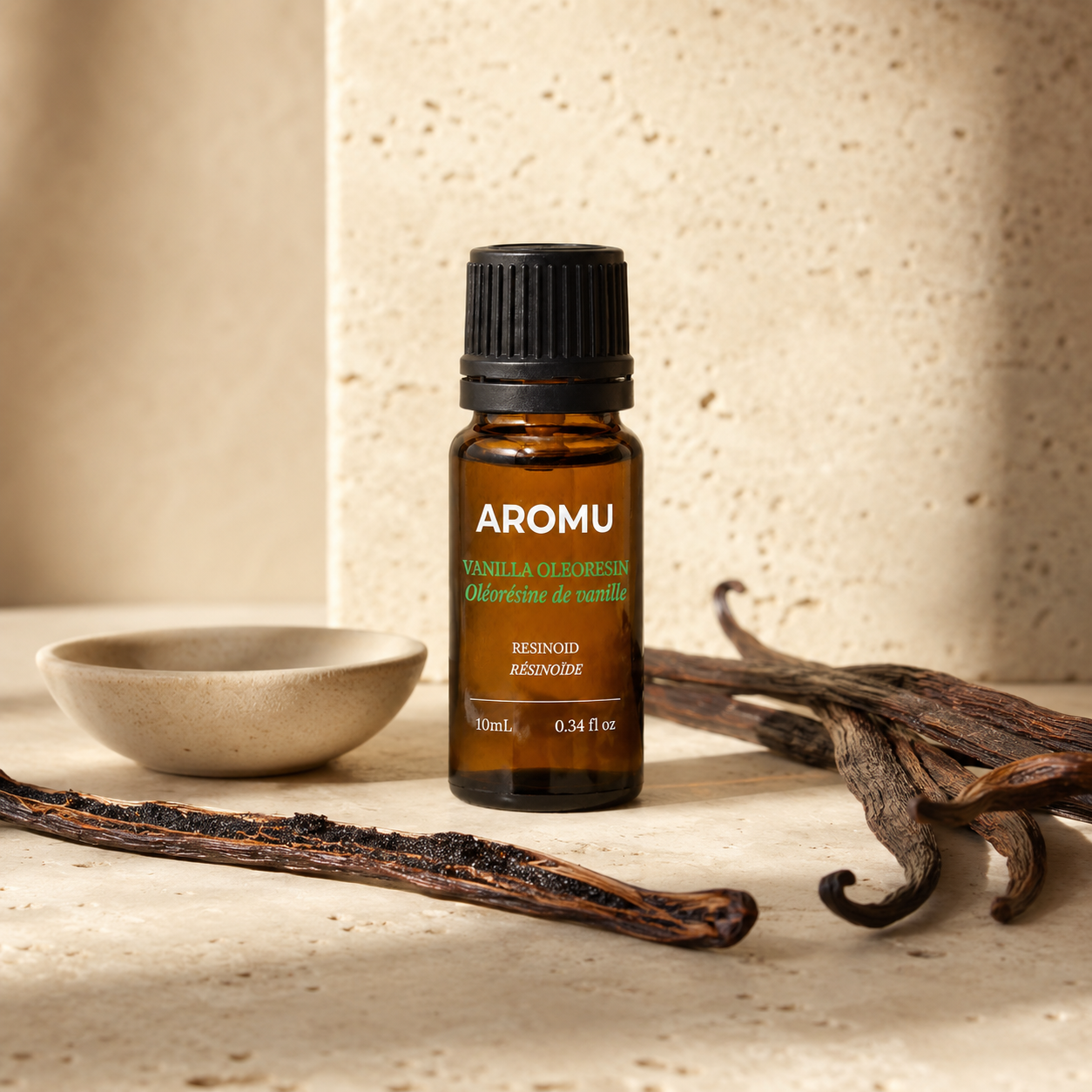 Vanilla oleoresin with natural vanilla beans